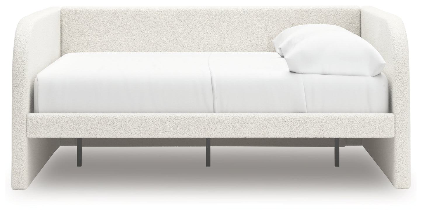 Shapella Full Upholstered Day Bed