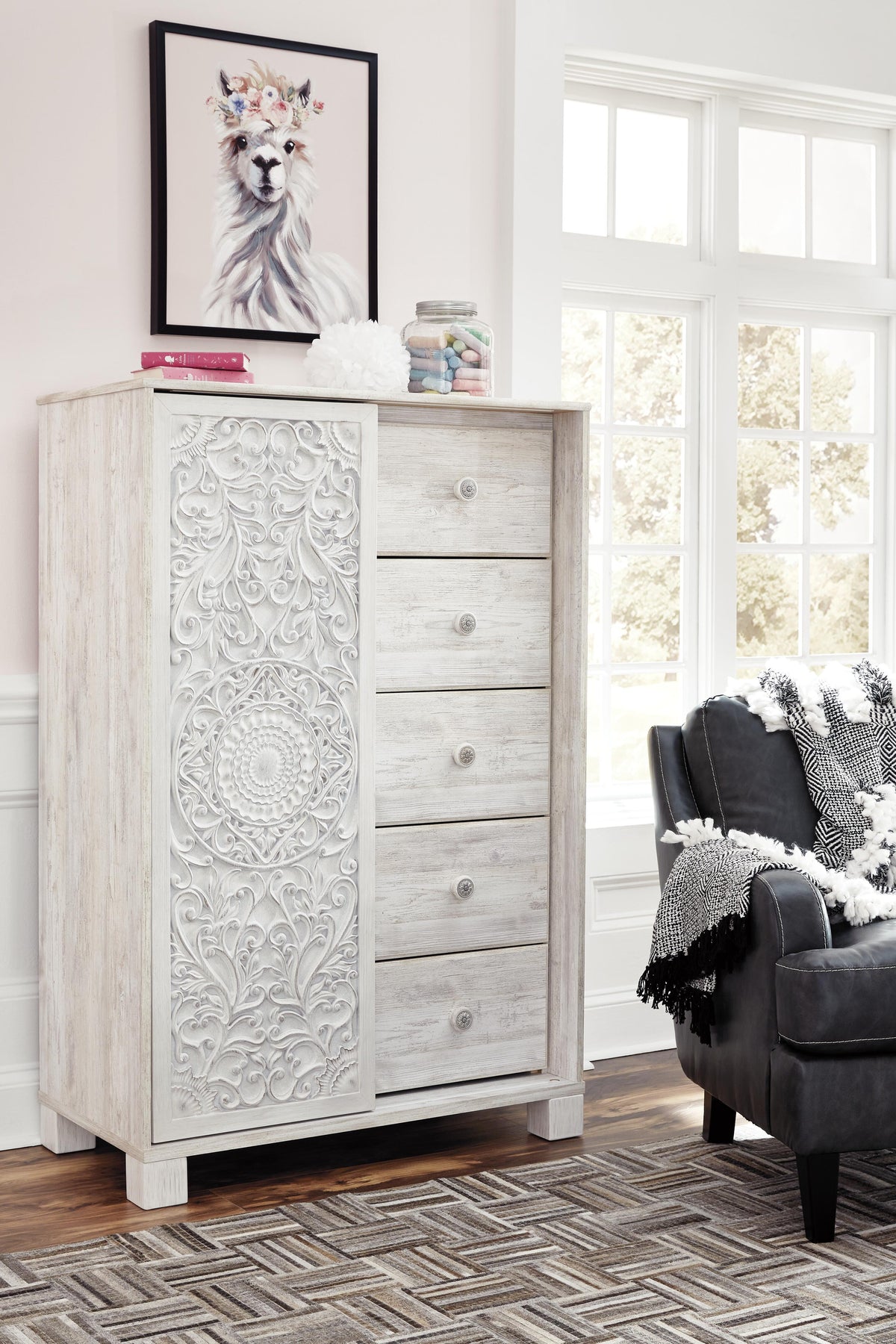 Paxberry Queen Panel Bed with Mirrored Dresser, Chest and Nightstand