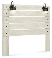 Cambeck Panel Headboard with Mirrored Dresser & Nightstand