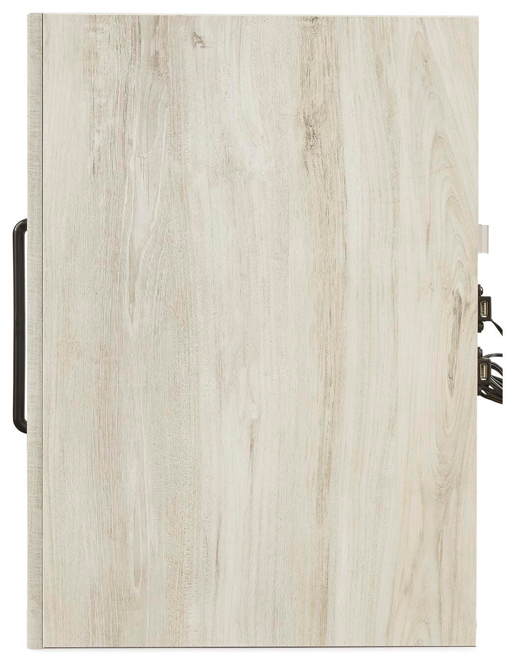 Cambeck Panel Headboard with Mirrored Dresser & Nightstand