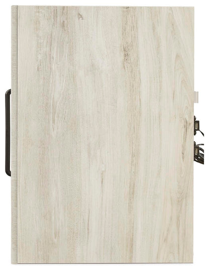 Cambeck Panel Headboard with Mirrored Dresser & Nightstand