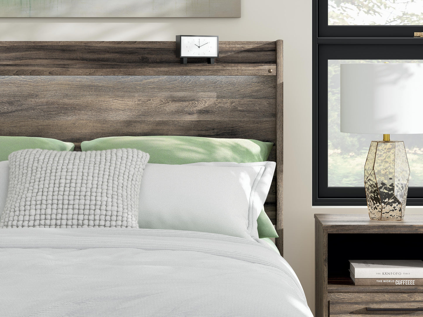Elbrim King Panel Bed, Dresser, Mirror and Nightstand