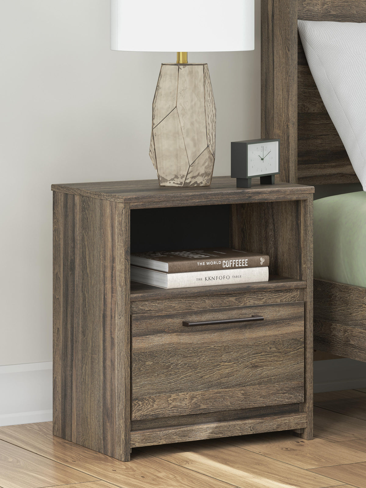 Elbrim King Panel Bed, Dresser, Mirror and Nightstand