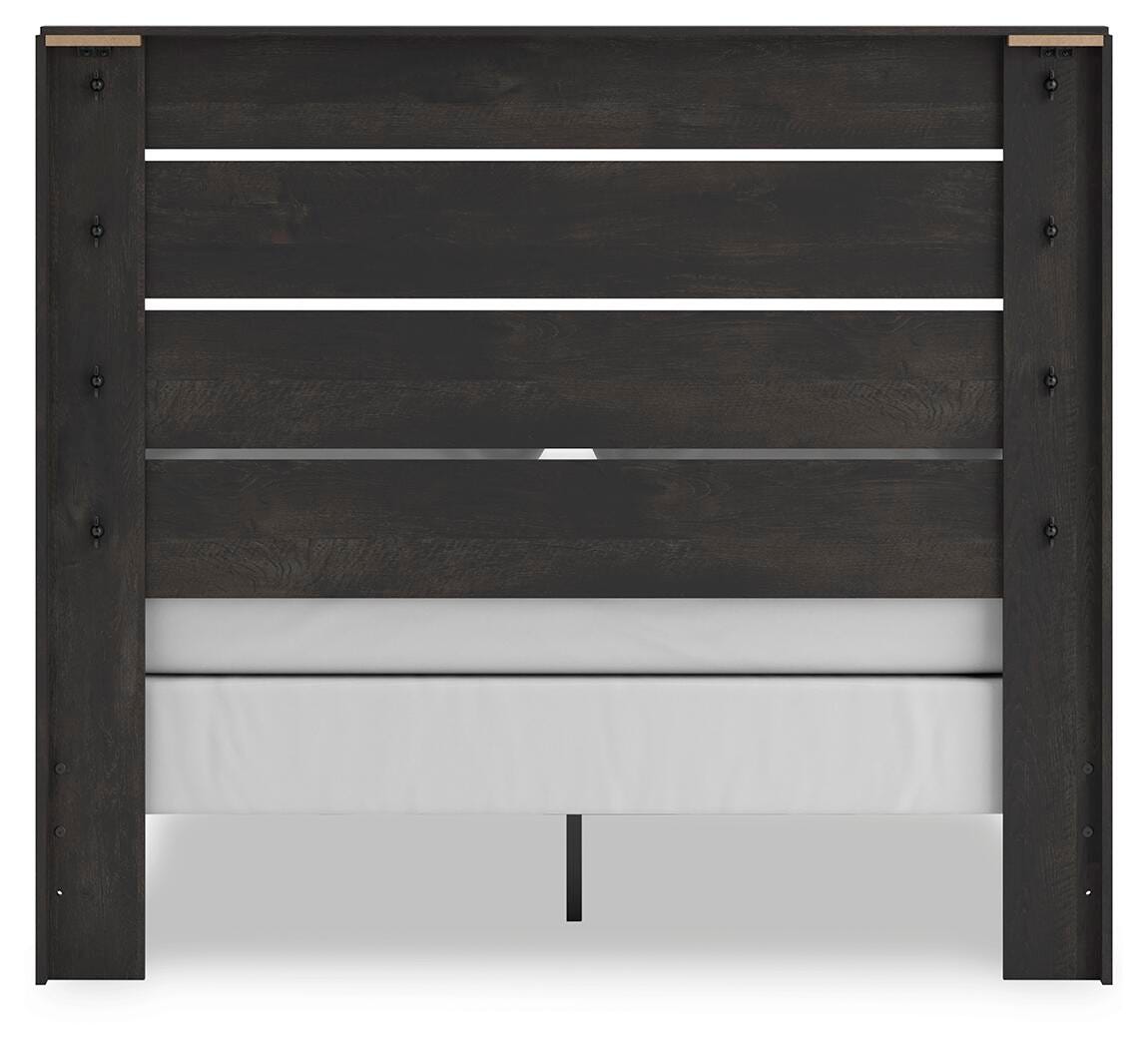 Delmorta Queen Panel Bed
