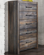 Drystan King Panel Headboard Bed with Mirrored Dresser and Chest