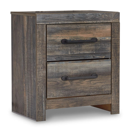 Drystan Full Panel Bed with Mirrored Dresser, Chest and Nightstand