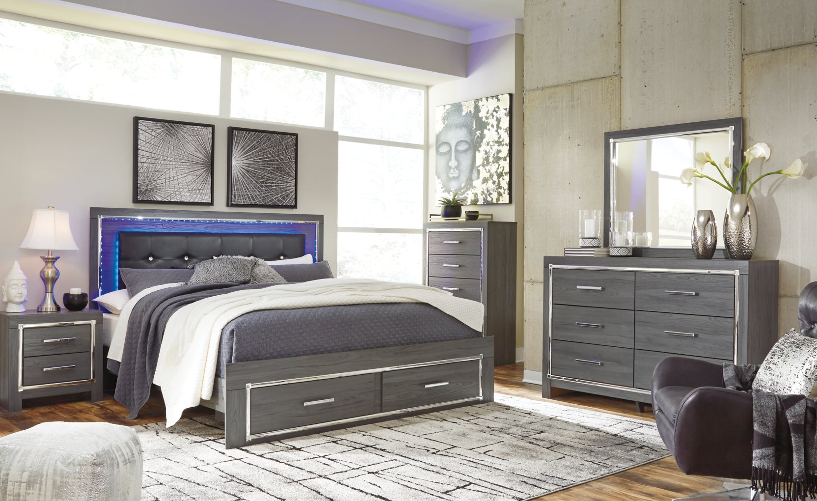 Lodanna King Panel Bed with 2 Storage Drawers with Mirrored Dresser and Chest