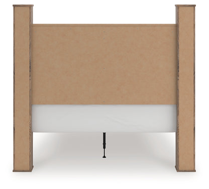 Keithland Queen Poster Bed