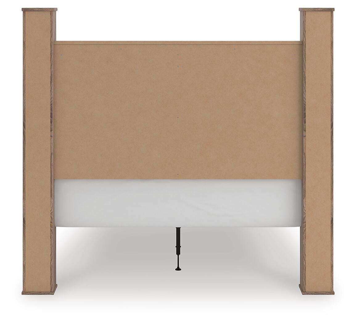 Rusticott Queen Poster Bed with Mirrored Dresser