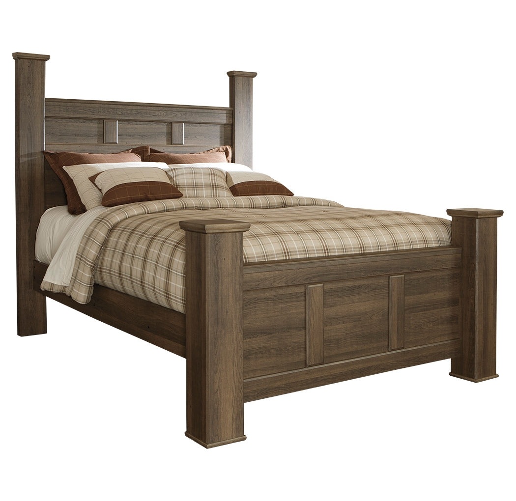 Juararo Queen Poster Bed with Mirrored Dresser and Chest