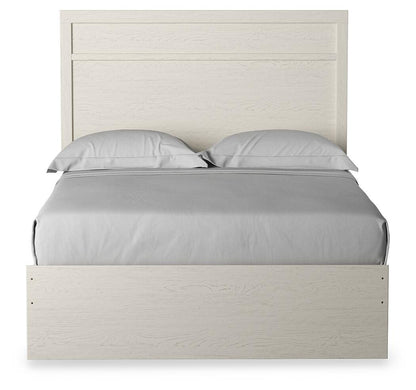 Stelsie Full Panel Bed with Mirrored Dresser and Nightstand