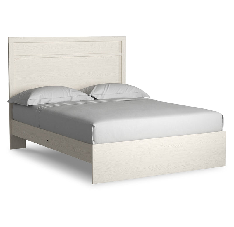 Stelsie Queen Panel Bed