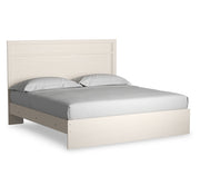 Stelsie King Panel Bed with Mirrored Dresser