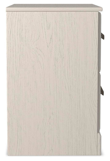 Stelsie Full Panel Bed with Mirrored Dresser and Nightstand