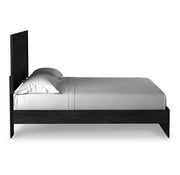 Belachime King Panel Bed