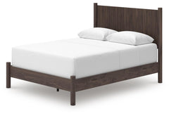 Cadmori Queen Panel Bed