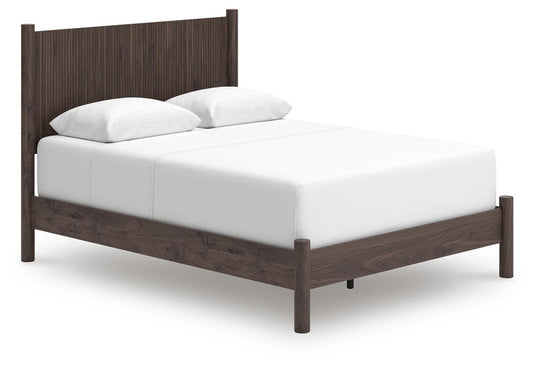 Cadmori Queen Panel Bed