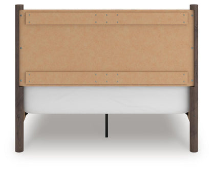 Cadmori Queen Panel Bed