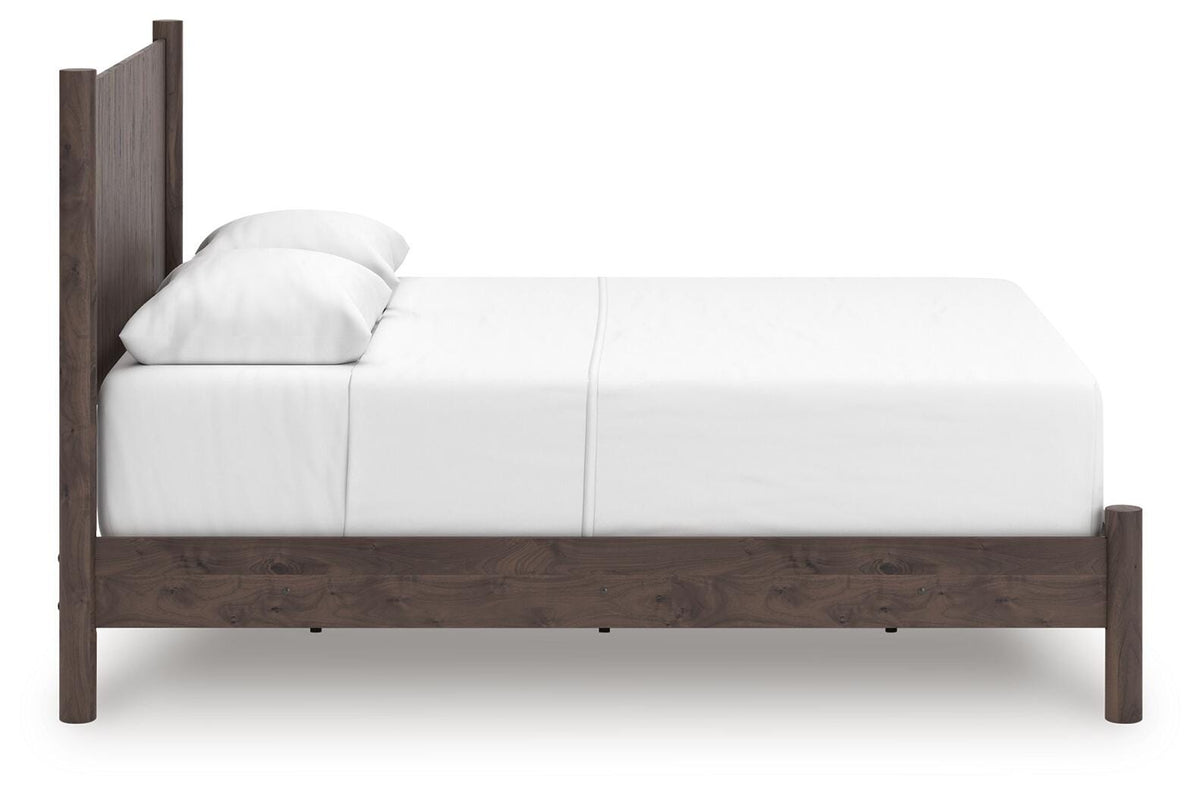 Cadmori Queen Panel Bed