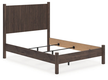 Cadmori Full Panel Bed