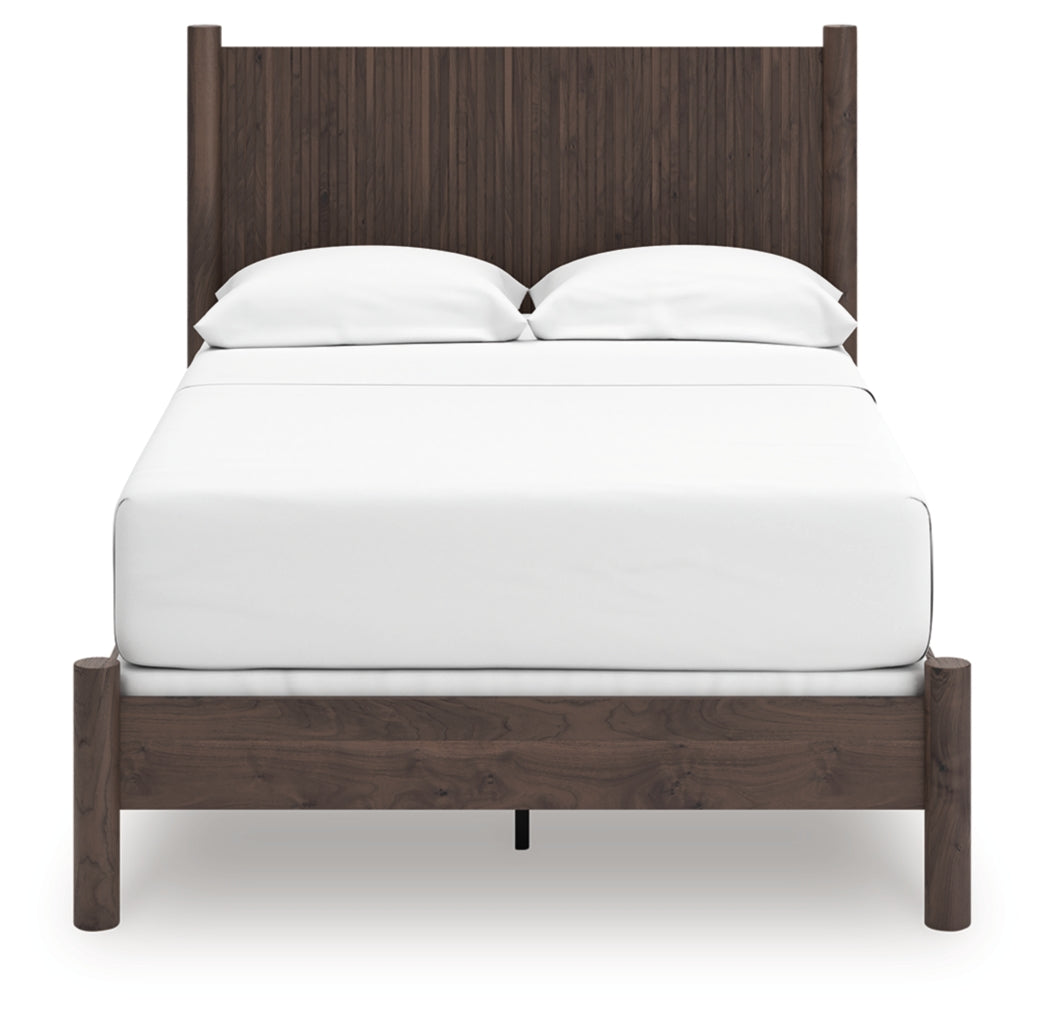 Cadmori Full Panel Bed