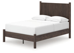 Cadmori Full Panel Platform Bed