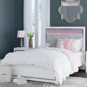 Altyra Full Panel Bed