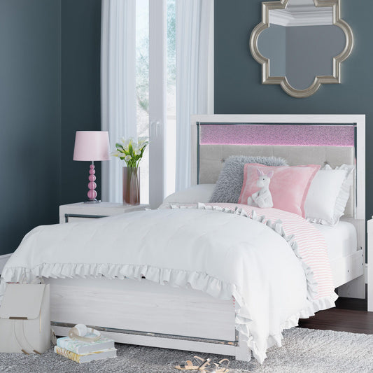 Altyra Full Panel Bed