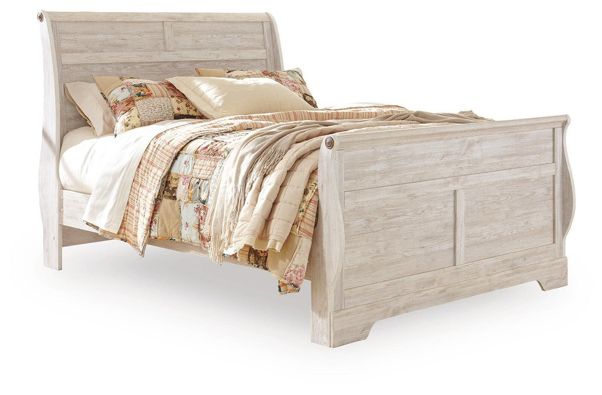 Willowton Queen Sleigh Bed with Mirrored Dresser