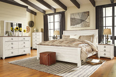 Willowton California King Panel Bed