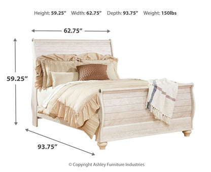 Willowton Queen Sleigh Bed with Mirrored Dresser