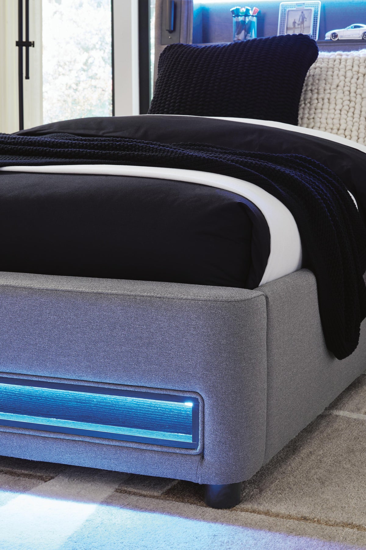 Cayberry Twin Upholstered Bed