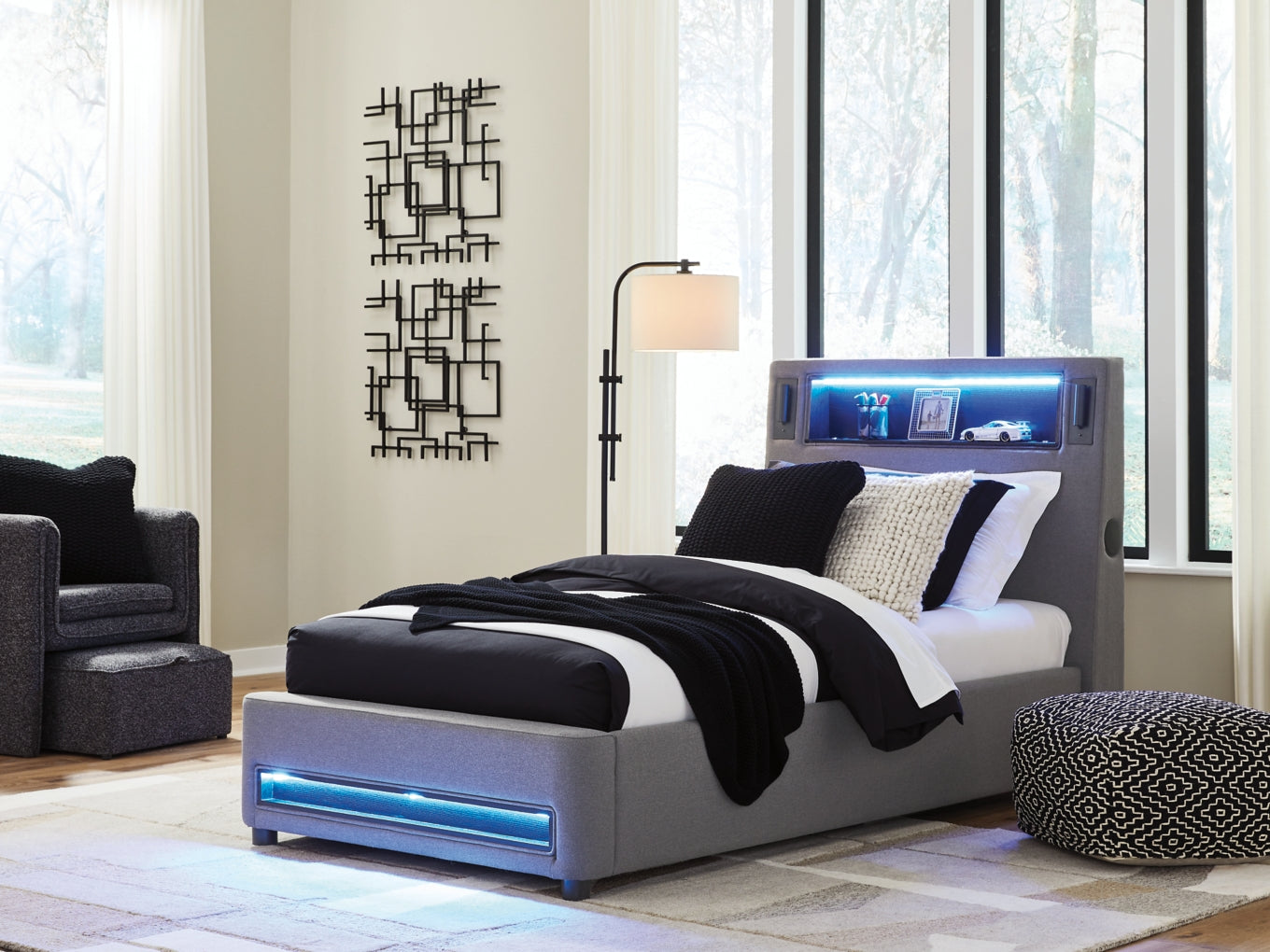 Cayberry Twin Upholstered Bed