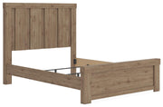 Garistyn Queen Panel Bed