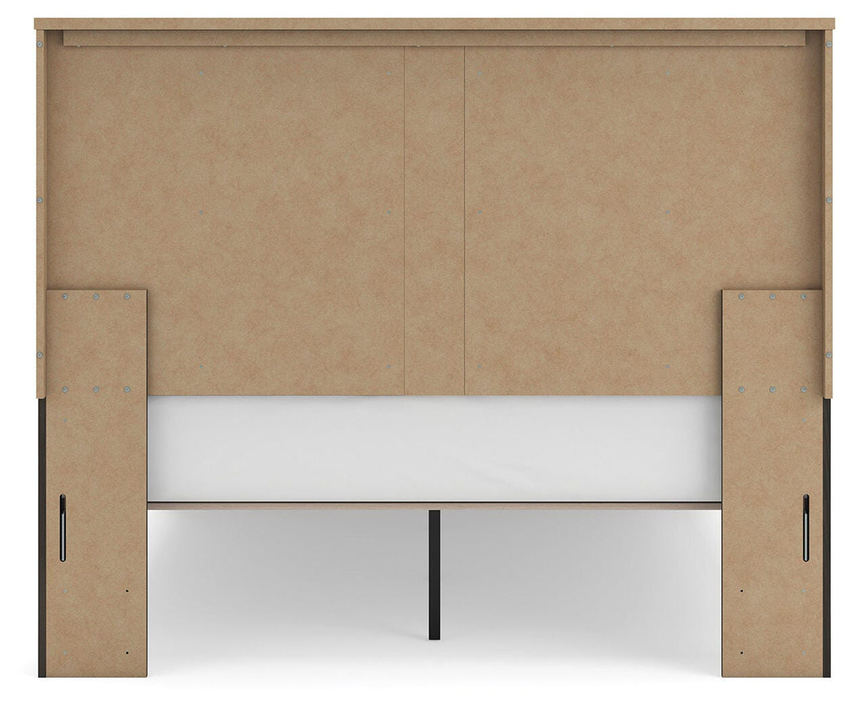 Jadiston Queen Panel Platform Bed