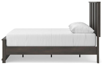 Jadiston Queen Panel Platform Bed