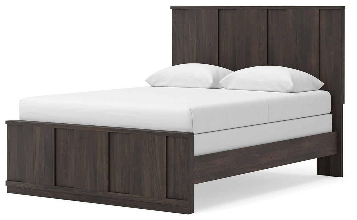 Jadiston Queen Panel Bed
