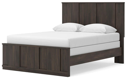 Jadiston Queen Panel Bed