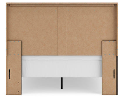 Jadiston Queen Panel Bed