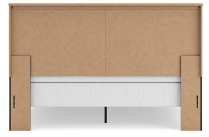Jadiston King Panel Bed