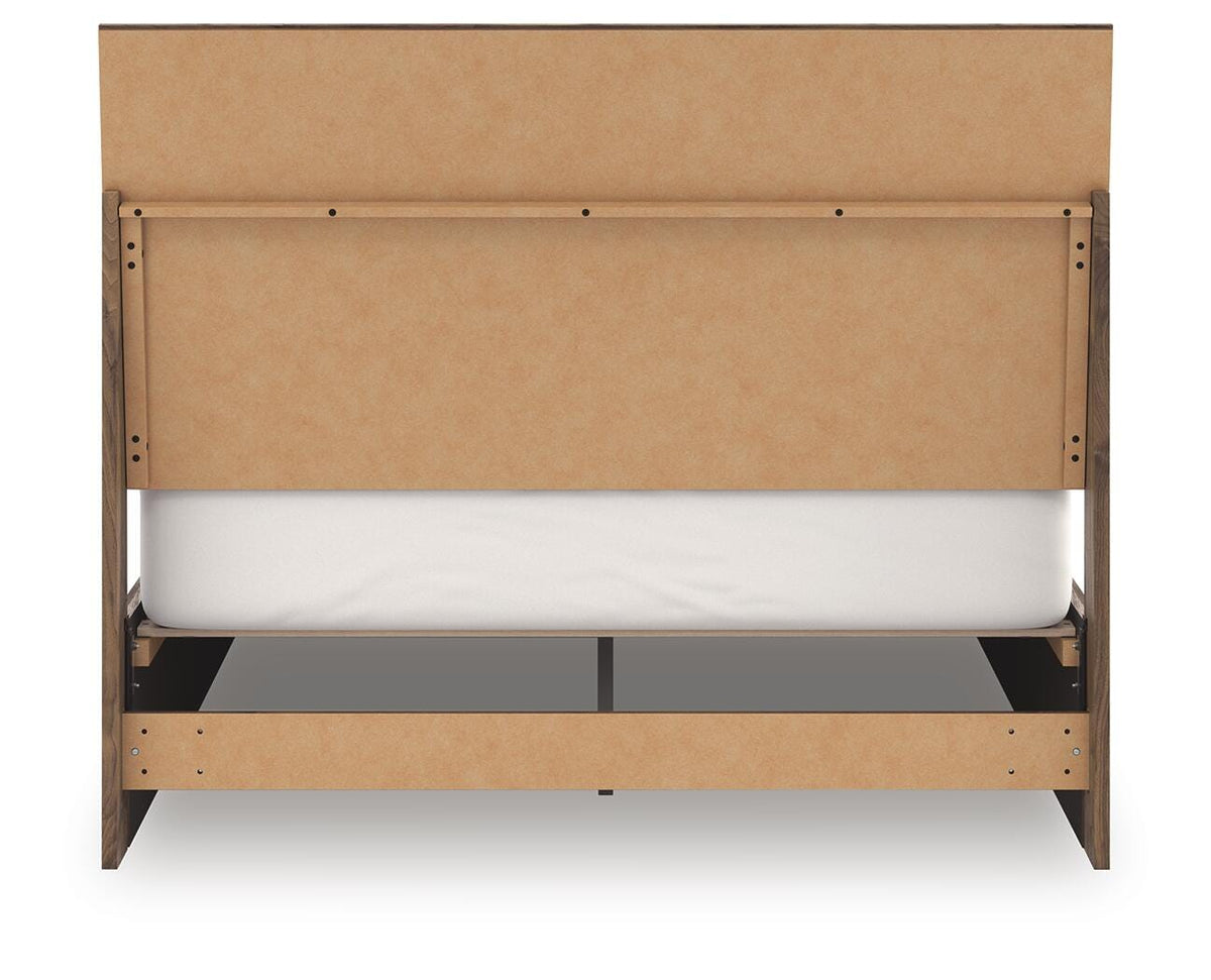 Zadilyn Queen Panel Bed