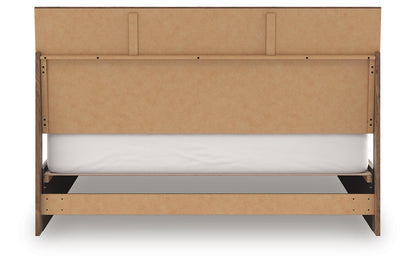 Zadilyn King Panel Bed