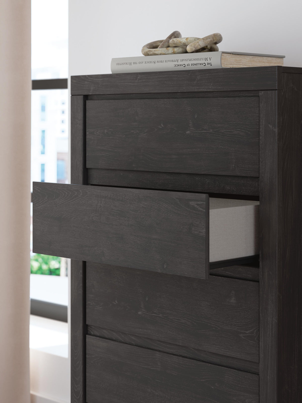 Parlayon Five Drawer Chest
