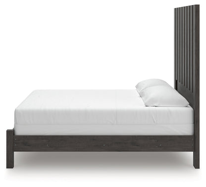 Parlayon King Panel Bed