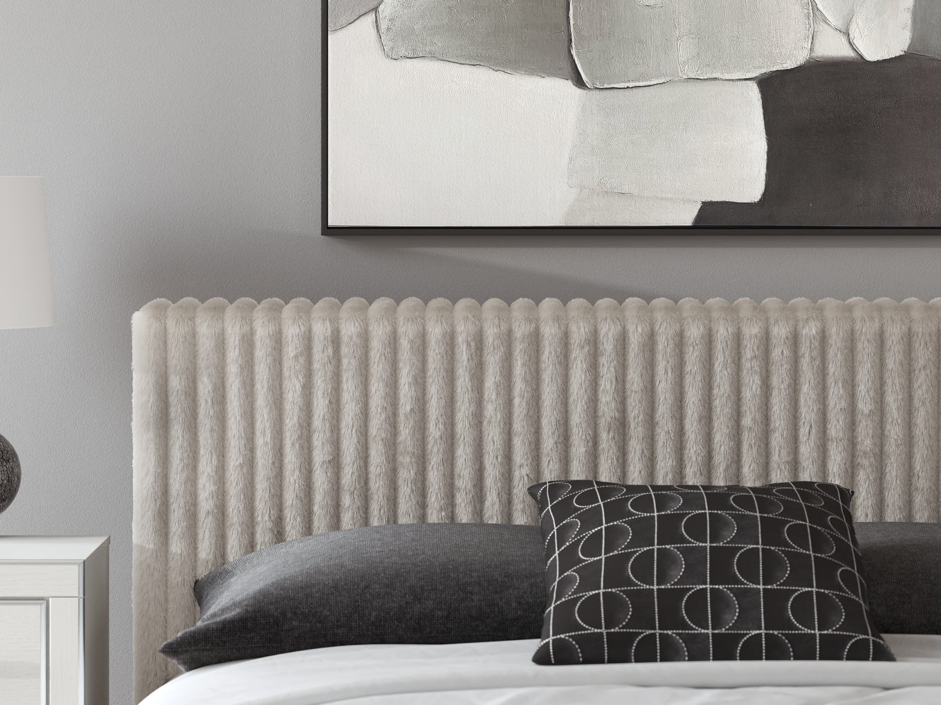 Birmonton Queen Upholstered Bed