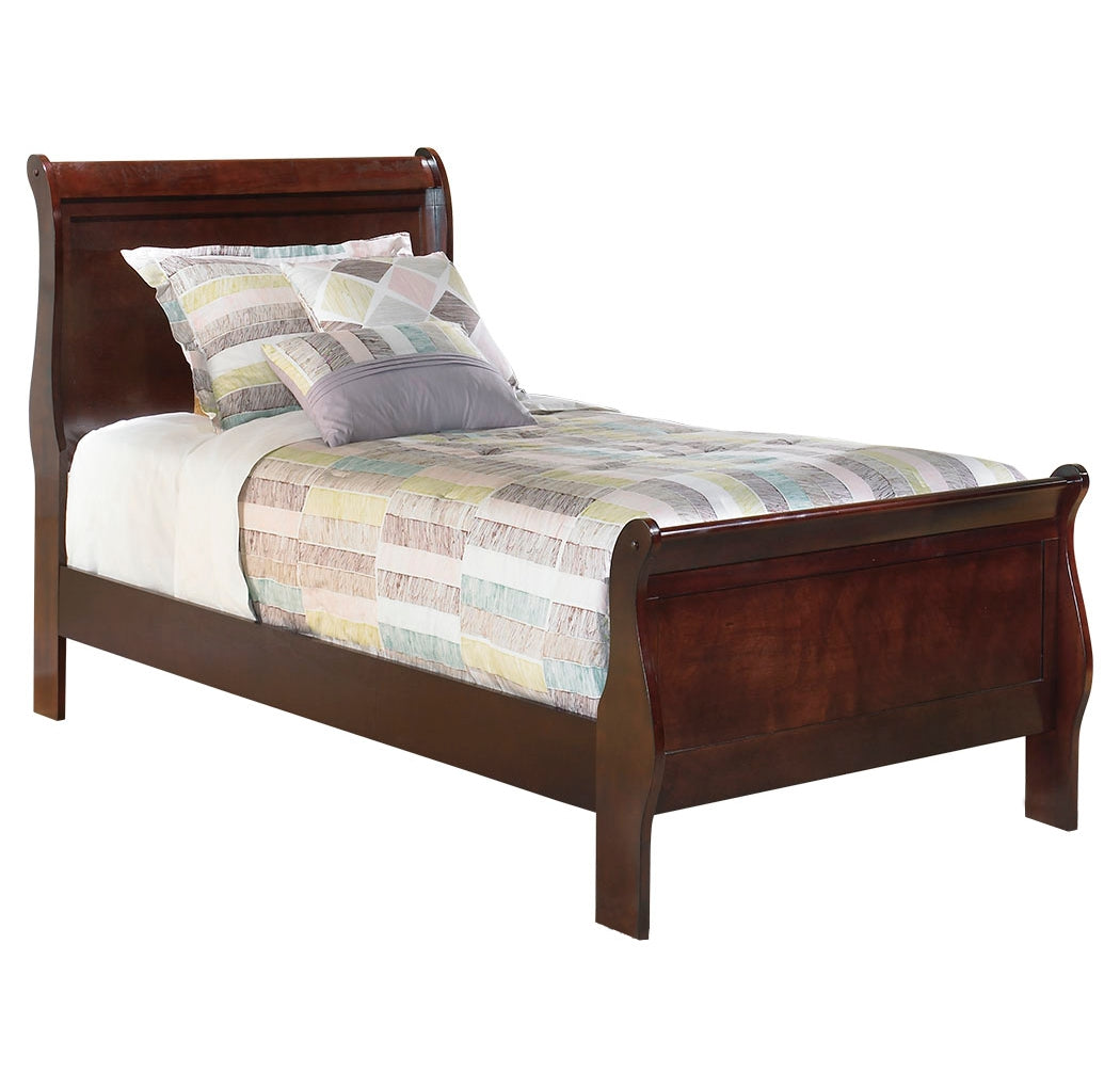 Alisdair Twin Sleigh Bed with Mirrored Dresser and Chest