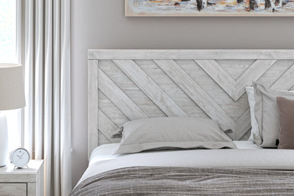 Cayboni King Panel Bed
