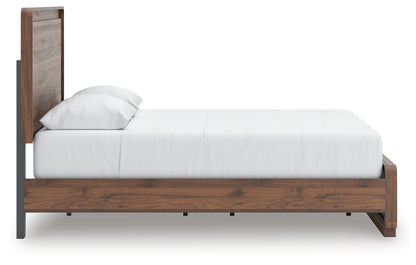 Hollinaze Queen Panel Bed