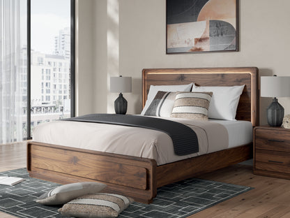 Hollinaze California King Panel Bed