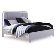 Frostlyn Queen Upholstered Panel Bed